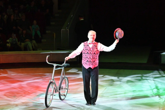 &ZHcy;&icy;&rcy;&acy;&fcy; &shcy;&ocy;&ucy;